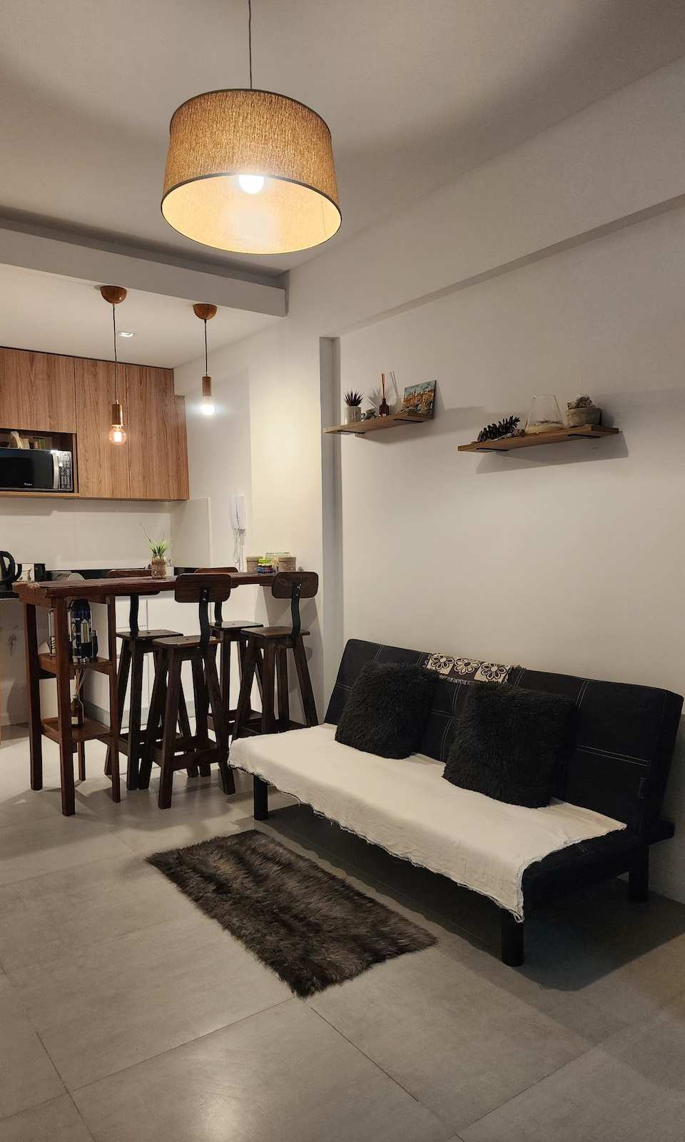 "Alberti 360" Studio: Light, View and Comfort